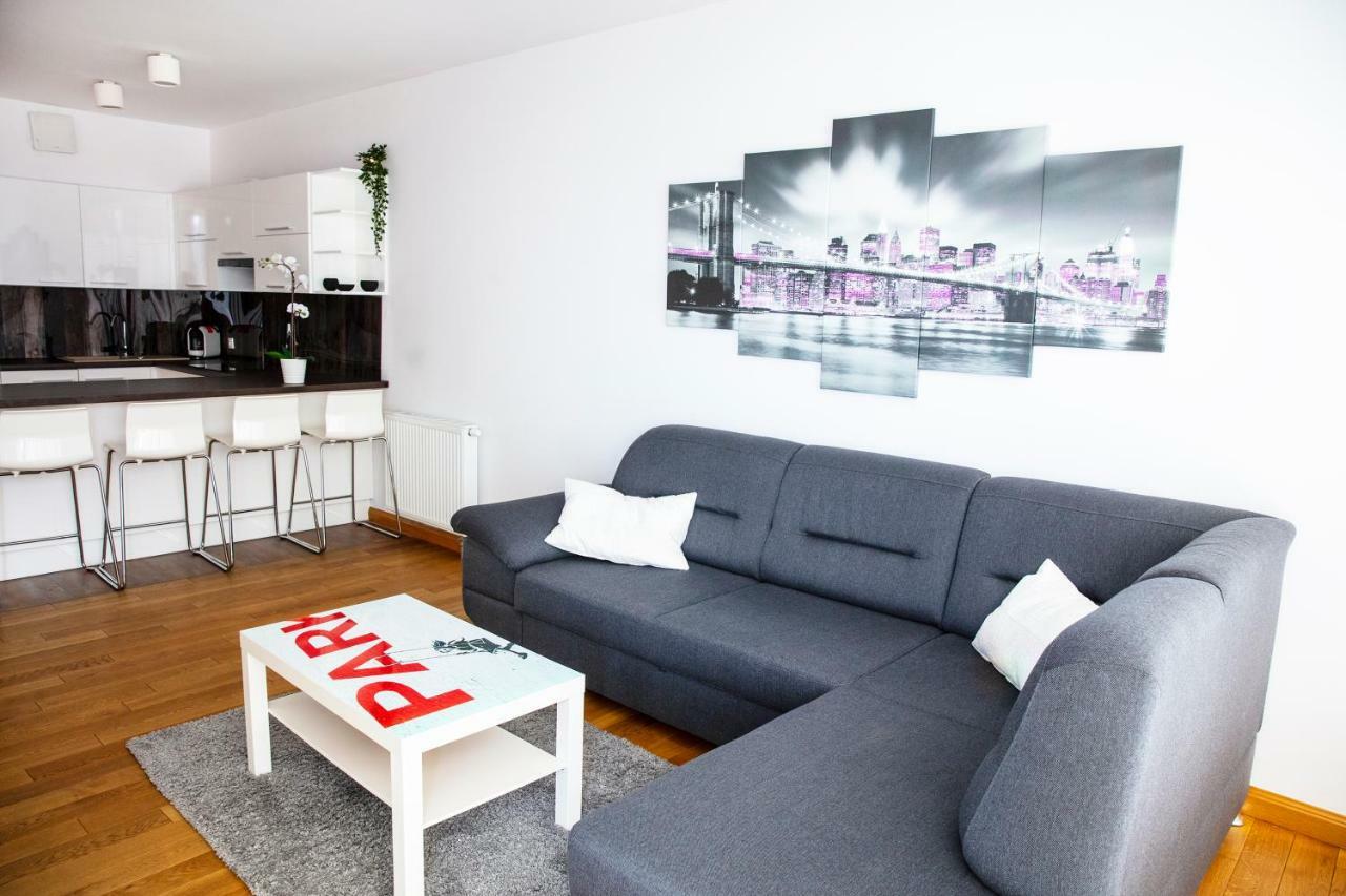 Apartamenty I.M.A Towarowa Poznań Extérieur photo