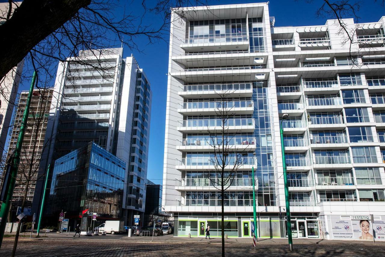 Apartamenty I.M.A Towarowa Poznań Extérieur photo