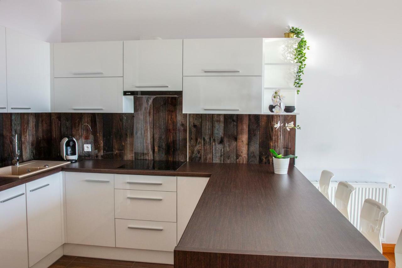 Apartamenty I.M.A Towarowa Poznań Extérieur photo