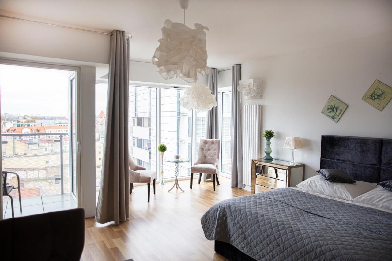 Apartamenty I.M.A Towarowa Poznań Extérieur photo
